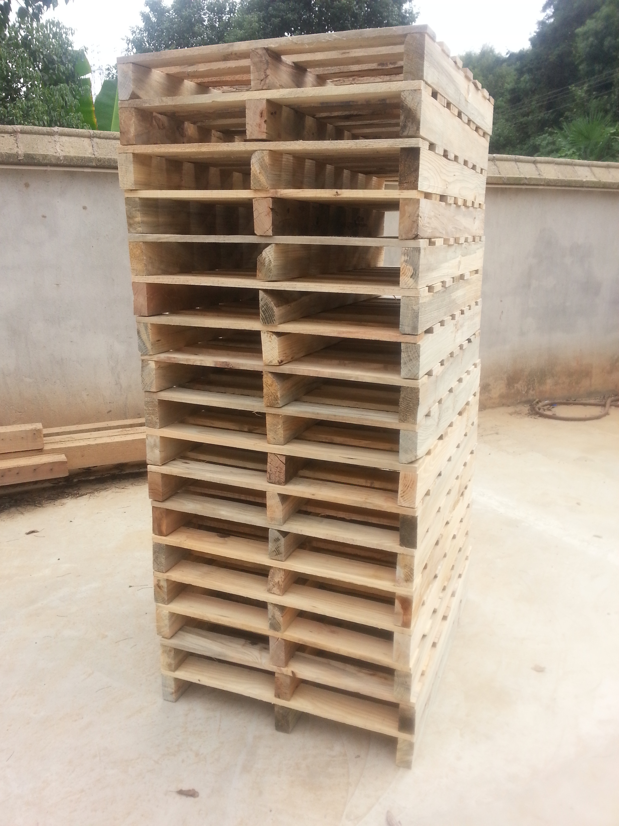 株洲鴻欣達包裝,出口免熏蒸復合包裝箱,可折疊復合包裝,紙質(zhì)包裝,木制包裝,真空包裝,大型鋼構(gòu)包裝箱